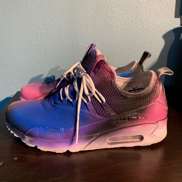 airbrushed nike air max